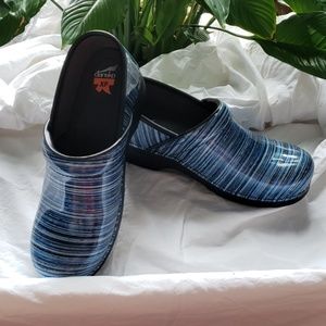 Nursing shoes